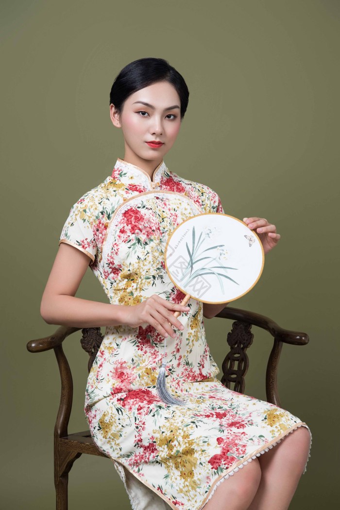 端庄女图片-端庄女素材免费下载-包图网