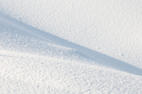 横版意境雪乡雪地雪面素材背景