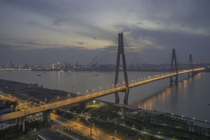 武汉二七长江大桥高清摄影图片