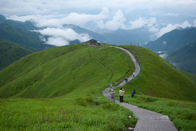 江西武功山高山草甸云海自然风光