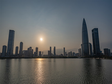 震撼史诗级大气水上都市日转夜延时摄影