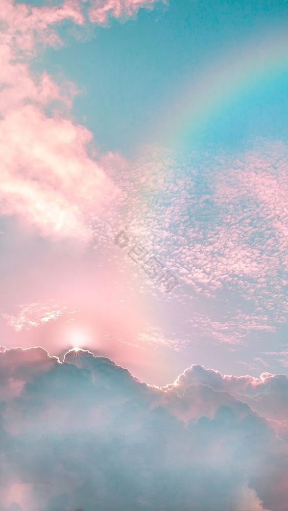 炫彩天空中的彩虹头像图片