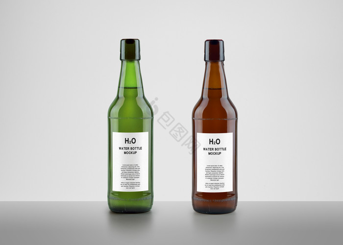冷色调啤酒酒瓶玻璃瓶饮料行业包装图片