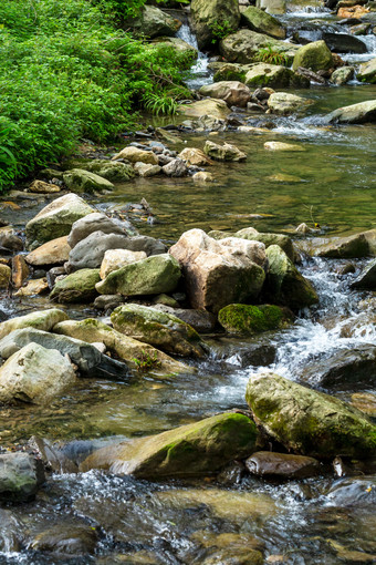 溪水图片