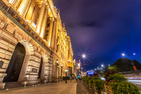 大气夜景上海外滩万国建筑群摄影图片