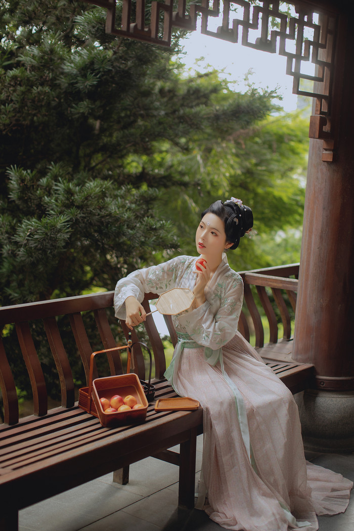 古装汉服图片-古装汉服素材免费下载-包图网