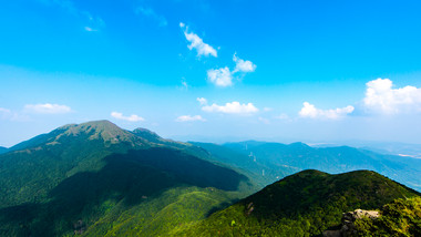 延时拍摄翠屏山公园主峰壮丽景色蓝天