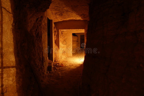 洞穴墓穴