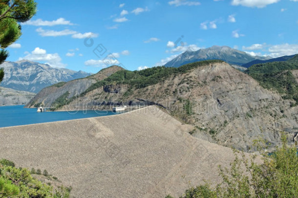 阿尔卑斯山建筑学拦河坝最好的控制
