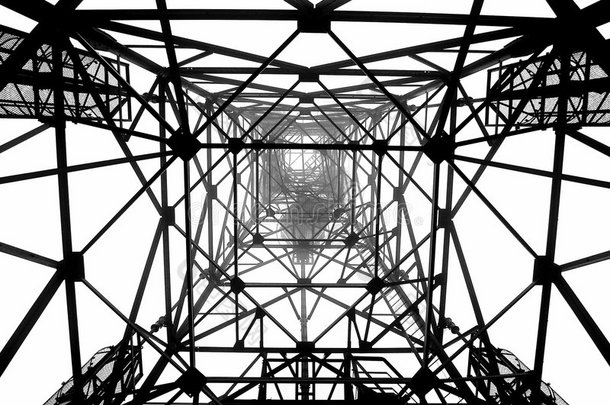 无线电桅杆塔