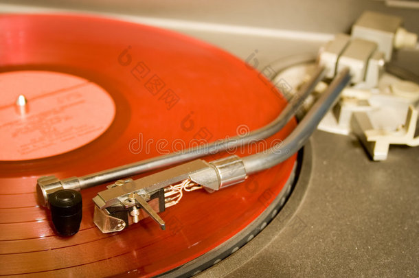 红色唱片的录音机