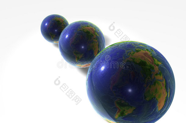三个地球仪