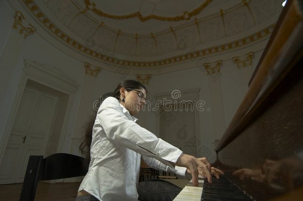 钢琴天才钢琴家-2