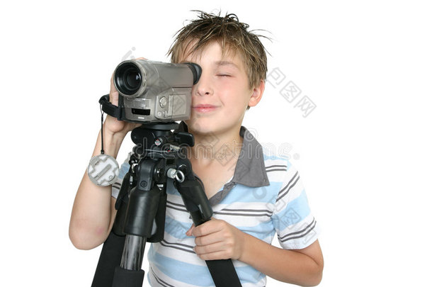 行动业余的背景男孩摄像机