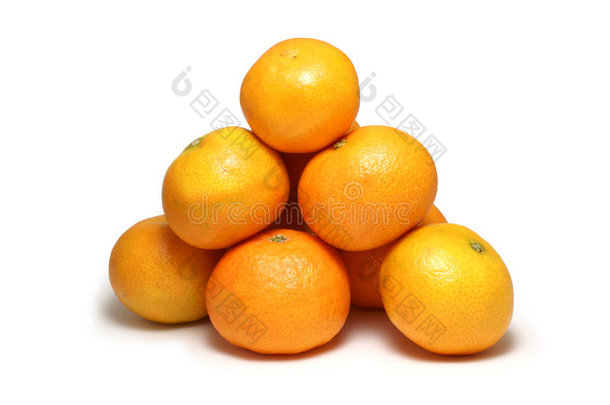 橘子孤立在白色上