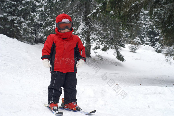 儿童滑雪站姿