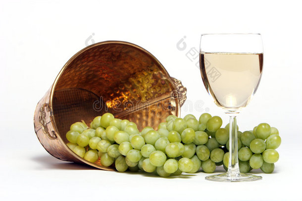 白葡萄酒和葡萄