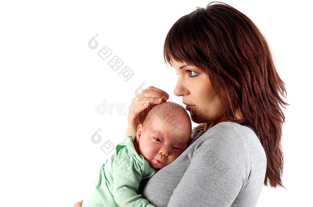 母亲抱着婴儿#3