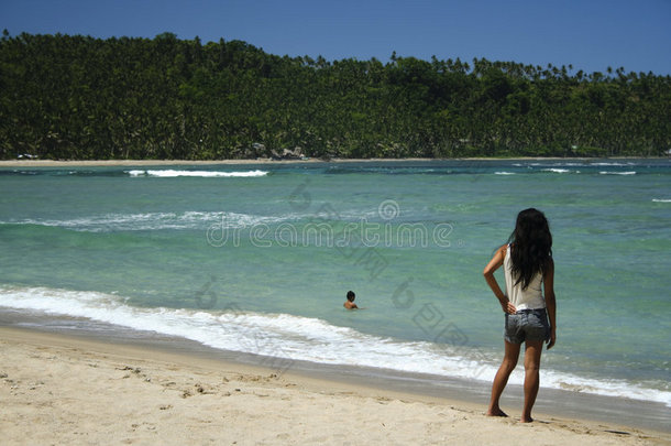 菲律宾吕宋岛南部美丽的海滩