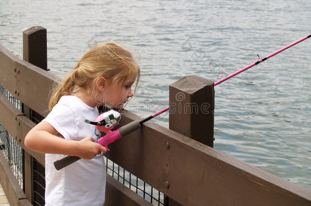 少女钓鱼