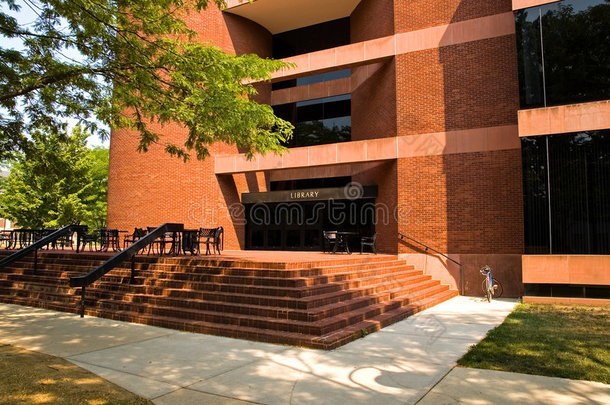 大学校园图书馆
