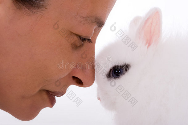 可爱极了蓝色兔子耳朵眼睛