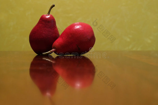 两个红梨