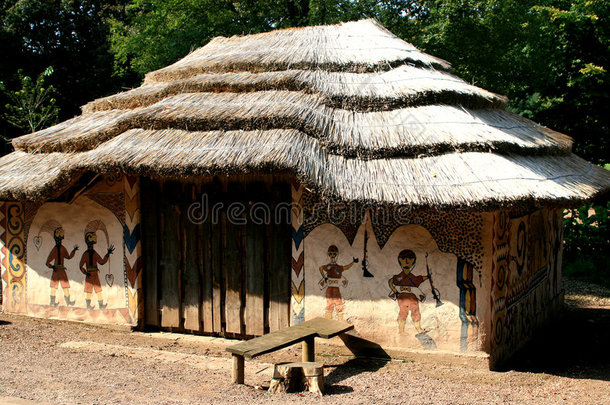 非洲彩绘房屋