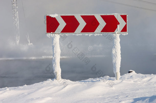 冰雪路标