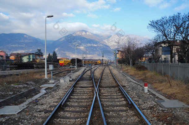 意大利布雷西亚附近的铁路站