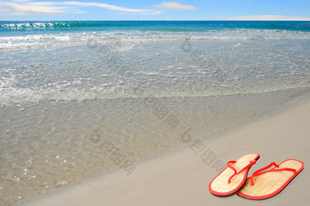 赤脚的海滩加勒比随便的清洁的