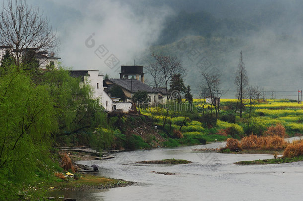 有河村春