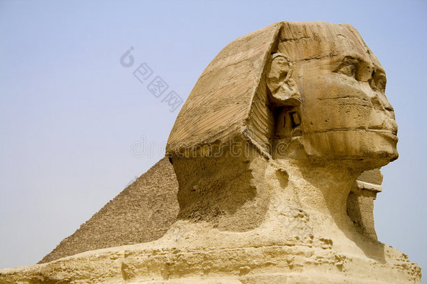 埃及狮身人面像和<strong>金字塔</strong>