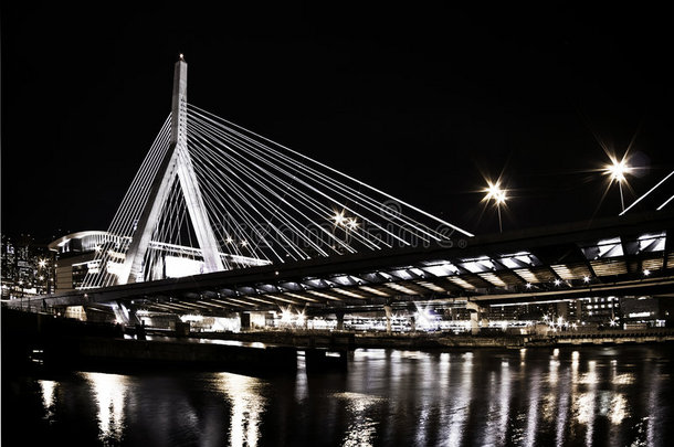 波士顿吊桥