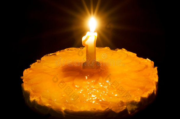 蜡烛生日蛋糕
