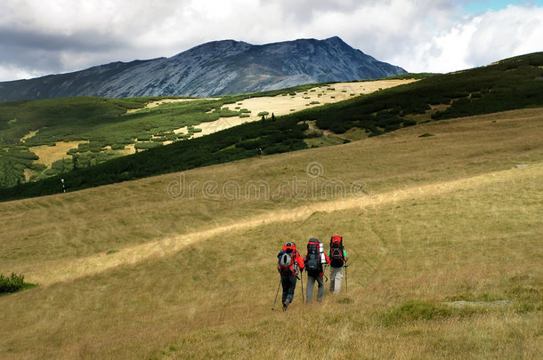 在罗马尼亚山区旅行