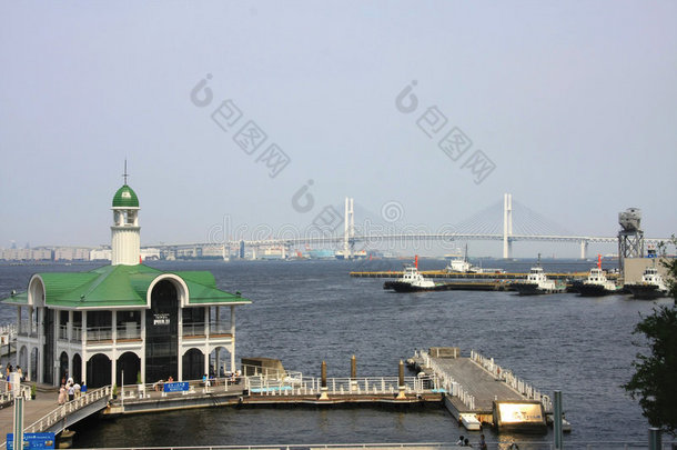 横滨湾大桥