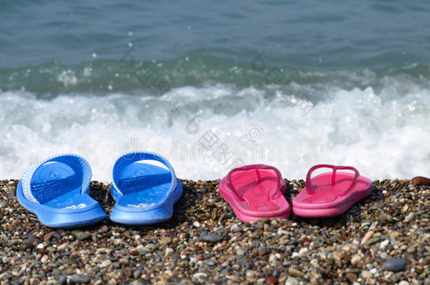 沙滩凉鞋