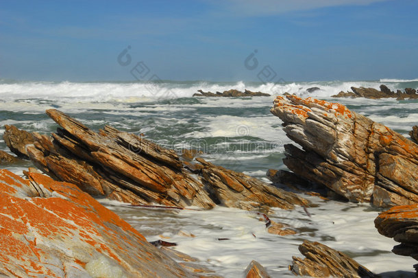 阿古拉斯角的岩石海滩
