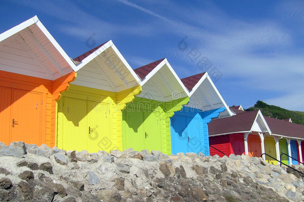 多彩的海滨小屋
