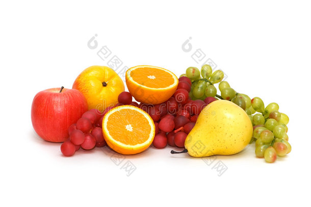 白色背景下分离的各种水果