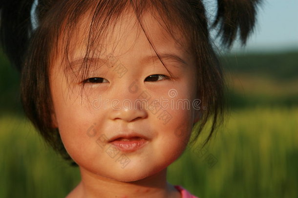 夏天可爱的中国女孩