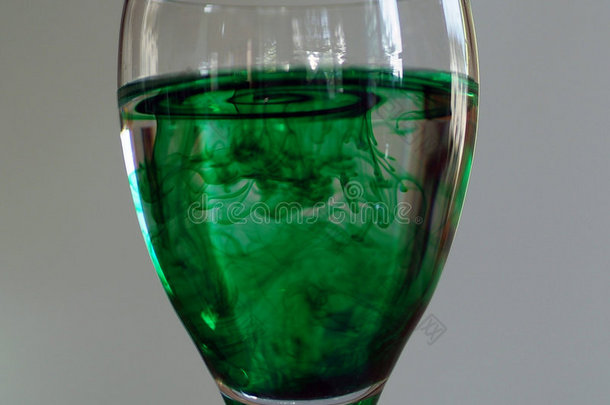 绿色食品酒杯