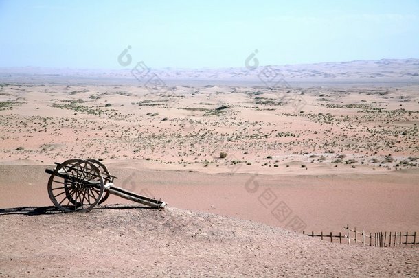 戈壁沙漠棚车