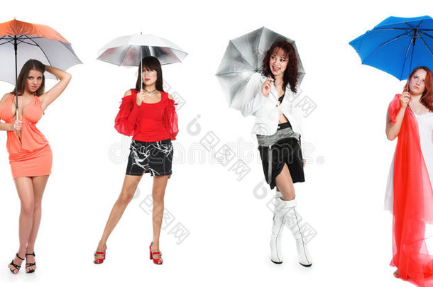 女孩和一把深蓝色的雨伞