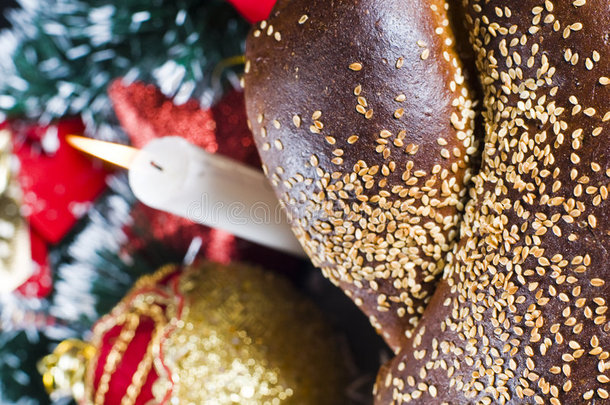 圣诞场景中的种子面包