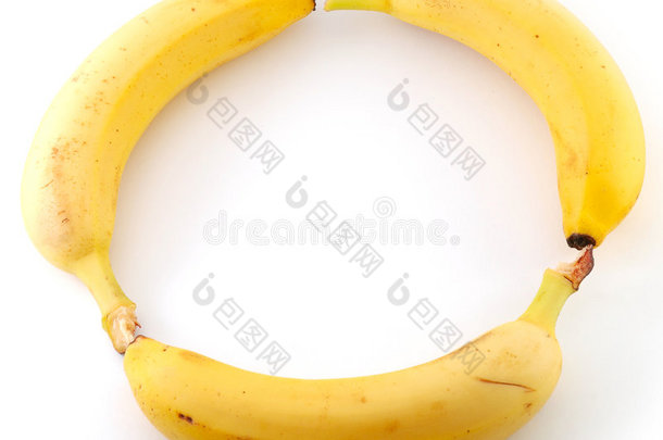 三根香蕉围成一圈
