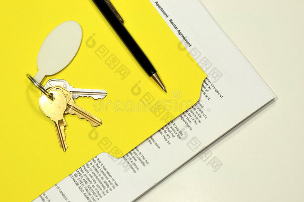 租赁协议和公寓钥匙