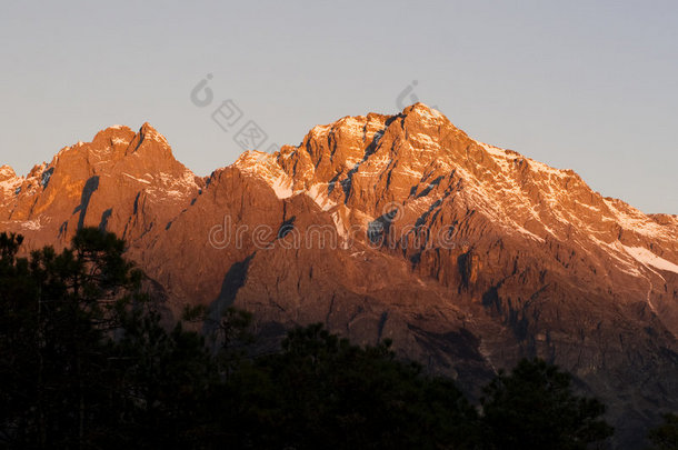 雪山