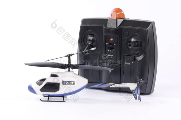 小型遥控直升机玩具